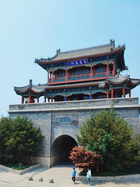 高考为啥秦皇岛卢龙晚十天?